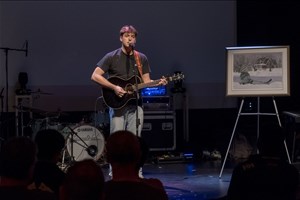 Félix Arseneault remporte la finale locale de Cégeps en spectacle