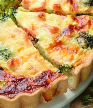 Quiche au saumon et au brocoli