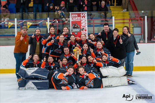 Les Cyclones du Bas-Saint-Laurent sont championnes à Québec 