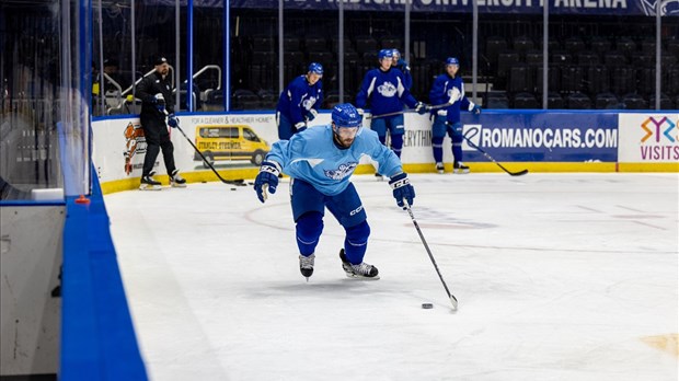 Un premier match pour Gabriel Dumont en 2024-2025