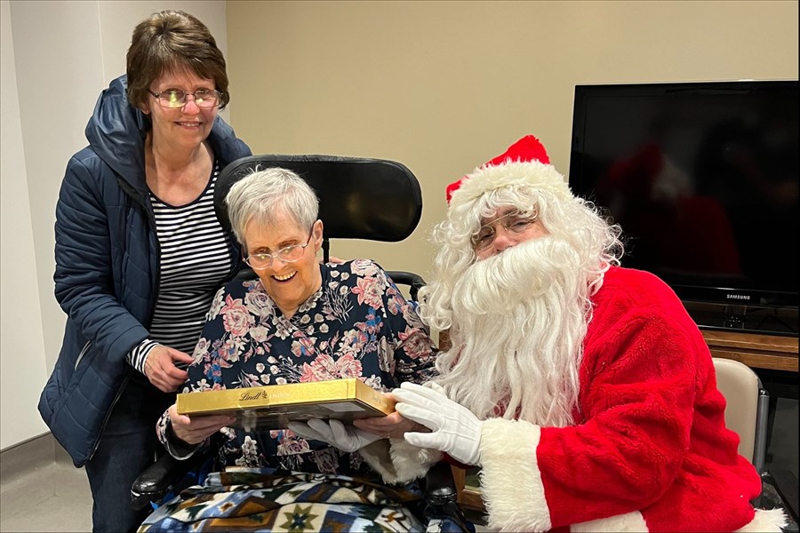 Des cadeaux de Noël pour des personnes aînées de Rivière-du-Loup 