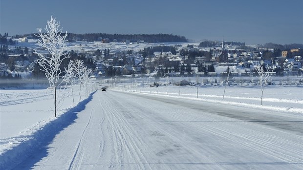 Le pont de glace du lac Témiscouata est ouvert à la circulation