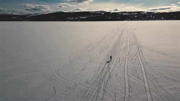 Le pont de glace du lac Témiscouata rouvre à la circulation