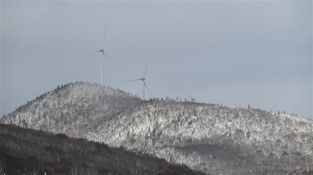 Opposition citoyenne à deux projets éoliens dans la région