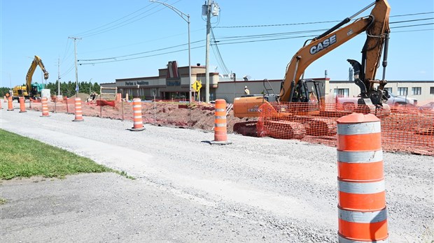 Martin Portes et Fenêtres poursuit la Ville de Rivière-du-Loup dans le dossier Place Carrier