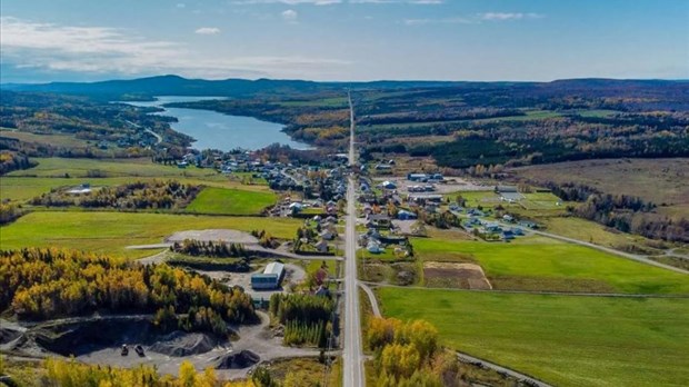 La Ville de Lac-des-Aigles voit le jour 