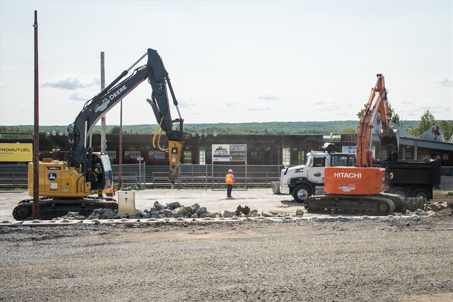  Démolition du Centre sportif de Saint-Antonin