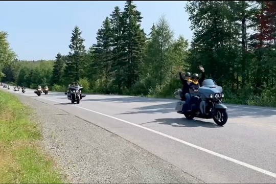 Randonnée à moto pour soutenir les personnes atteintes de cancer