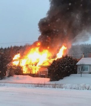 Une personne retrouvée sans vie dans un incendie à Pohénégamook