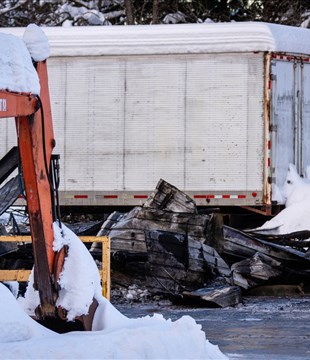 Un petit garage est la proie des flammes à Saint-Modeste 