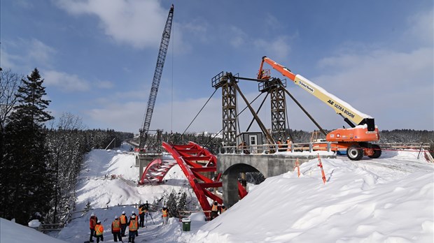 Incursion au cœur du chantier du pont Rouge à Saint-Clément