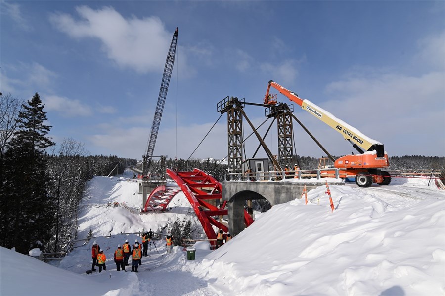 Incursion au cœur du chantier du pont Rouge à Saint-Clément