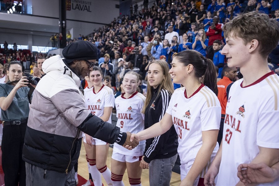 Un engouement «impressionnant» pour Ronaldinho à Québec 