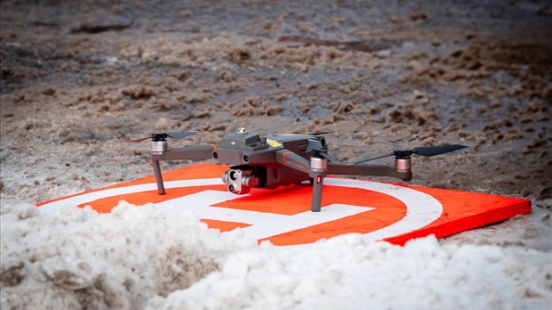 Des yeux dans le ciel pour les pompiers de Pohénégamook 