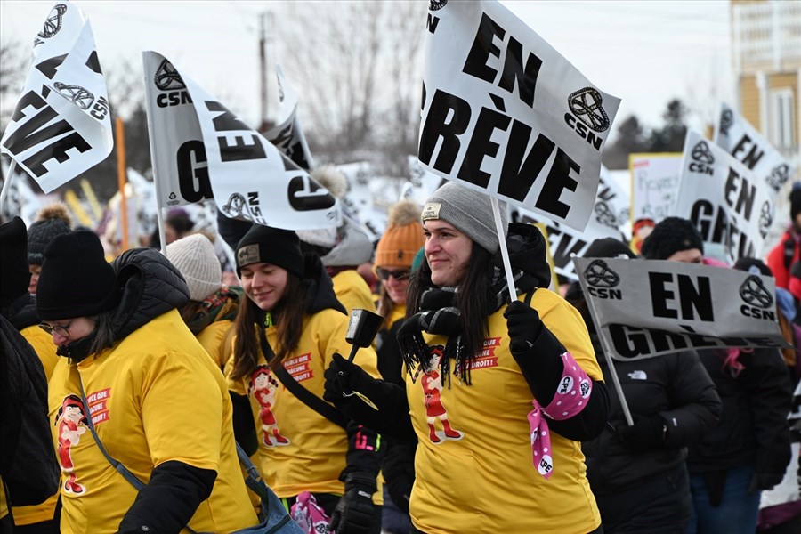 Deuxième journée de grève pour les éducatrices de CPE 