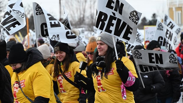 Grève des CPE du Bas-Saint-Laurent : les travailleuses tiennent le fort