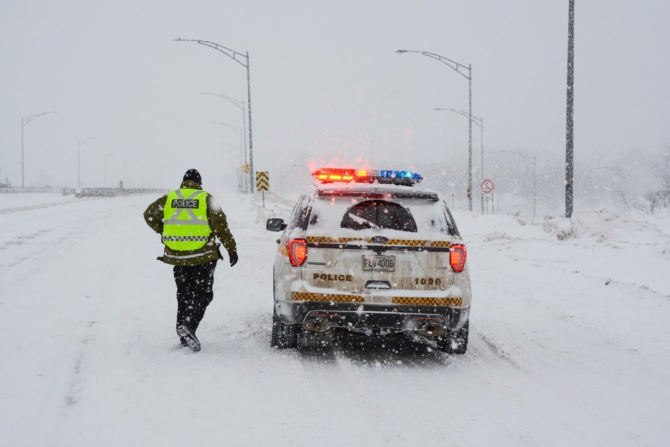 Tempête : l'autoroute 20 et la route 132 sont fermées