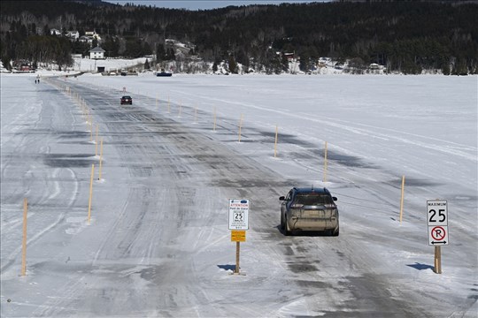 Fin de la saison du pont de glace du Témiscouata