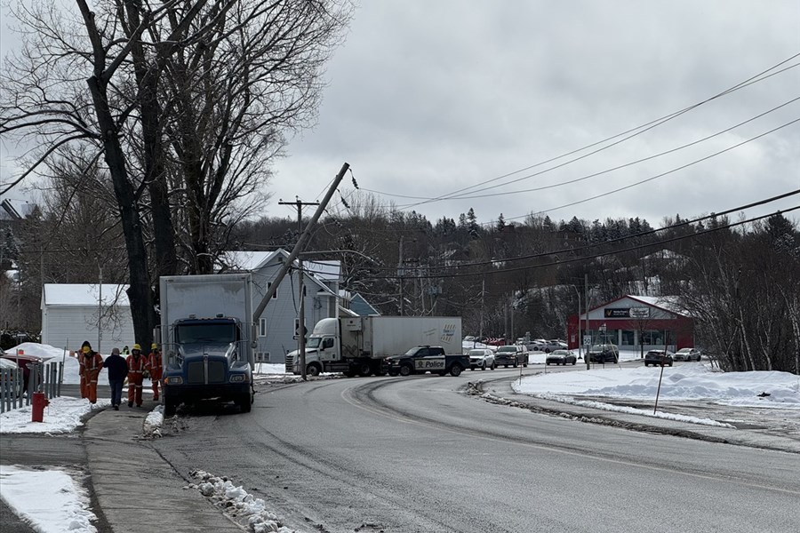 Un accident cause une panne de courant à Rivière-du-Loup 